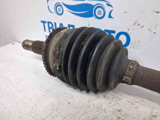 Привод передний левый АКПП Mitsubishi Pajero Wagon 4 3.2 ДИЗЕЛЬ 4M41 2006 (б/у) Киев