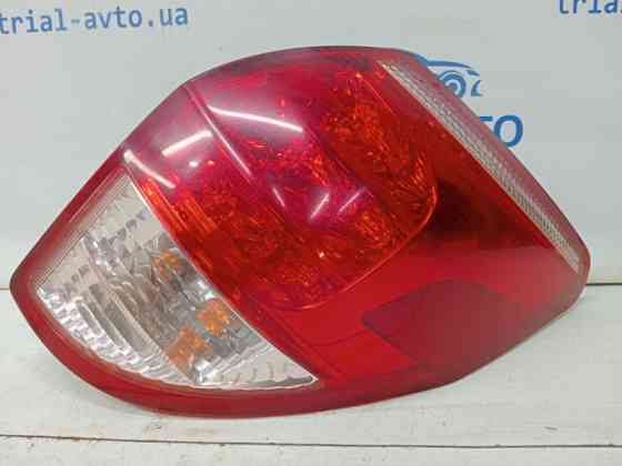Фонарь задний внешний правый Toyota RAV 4 A30 2.0 БЕНЗИН 1AZFE 2005 (б/у) Киев