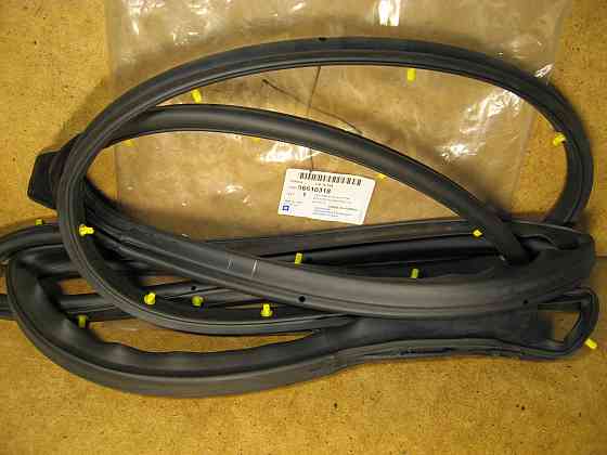 Уплотнитель передней двери Matiz Дніпро