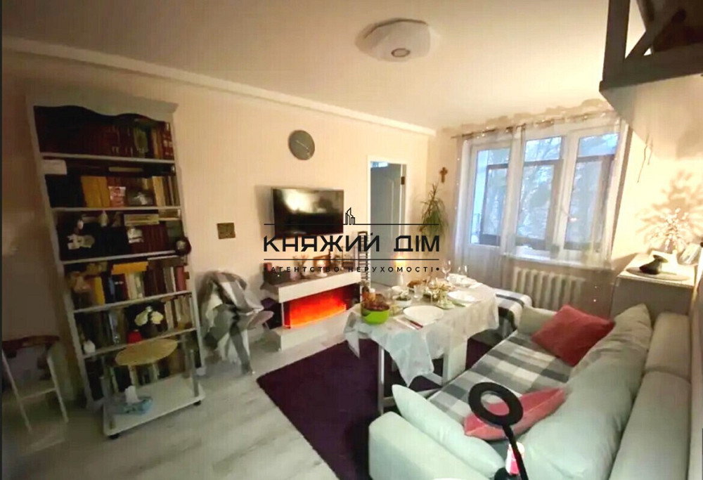 Без коміссіі!!! Продам 2-х. кім. на Печерську. Ботаничний сад. м.Звіринецька код: 21147694 Киев - изображение 1