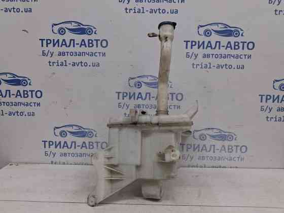 Бачок омывателя Toyota Auris E150 1.6 БЕНЗИН 1ZRFAE 2006 (б/у) Київ