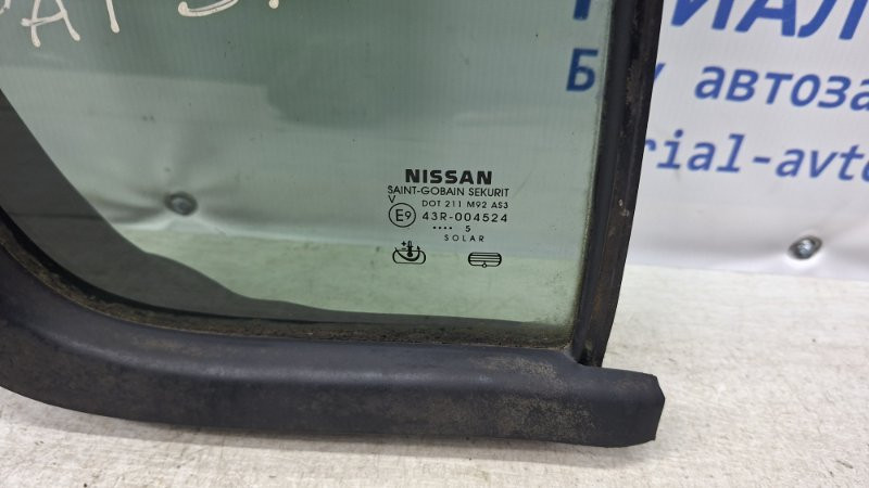 Стекло двери задней правой (форточка) Nissan Pathfinder R51 2.5 DIESEL YD25DDTI 2004 (б/у) Киев - изображение 2