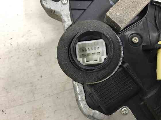 Замок двери передний правый Suzuki Grand Vitara JT 2.0 БЕНЗИН J20A 2005 (б/у) Київ