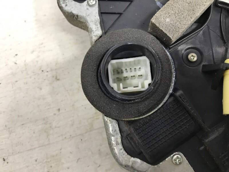 Замок двери передний правый Suzuki Grand Vitara JT 2.0 БЕНЗИН J20A 2005 (б/у) Київ - зображення 4