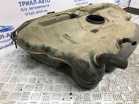 Бак топливный пластик Toyota Avensis T25 1.8 БЕНЗИН 1ZZFE 2002 (б/у) Киев