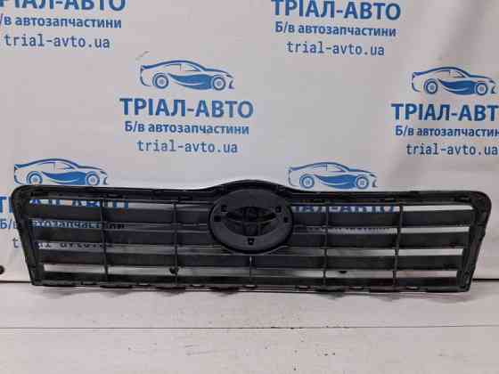 Решетка радиатора Toyota Avensis T25 2.2 DIESEL 2ADFTV 2002 (б/у) Киев