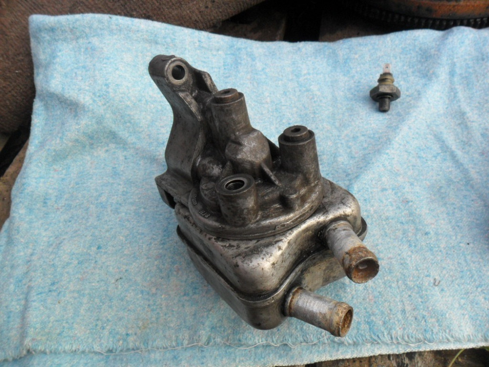 VAG 053115417A, Кронштейн масляного фільтра Фольксваген, оригінал Винница - изображение 1