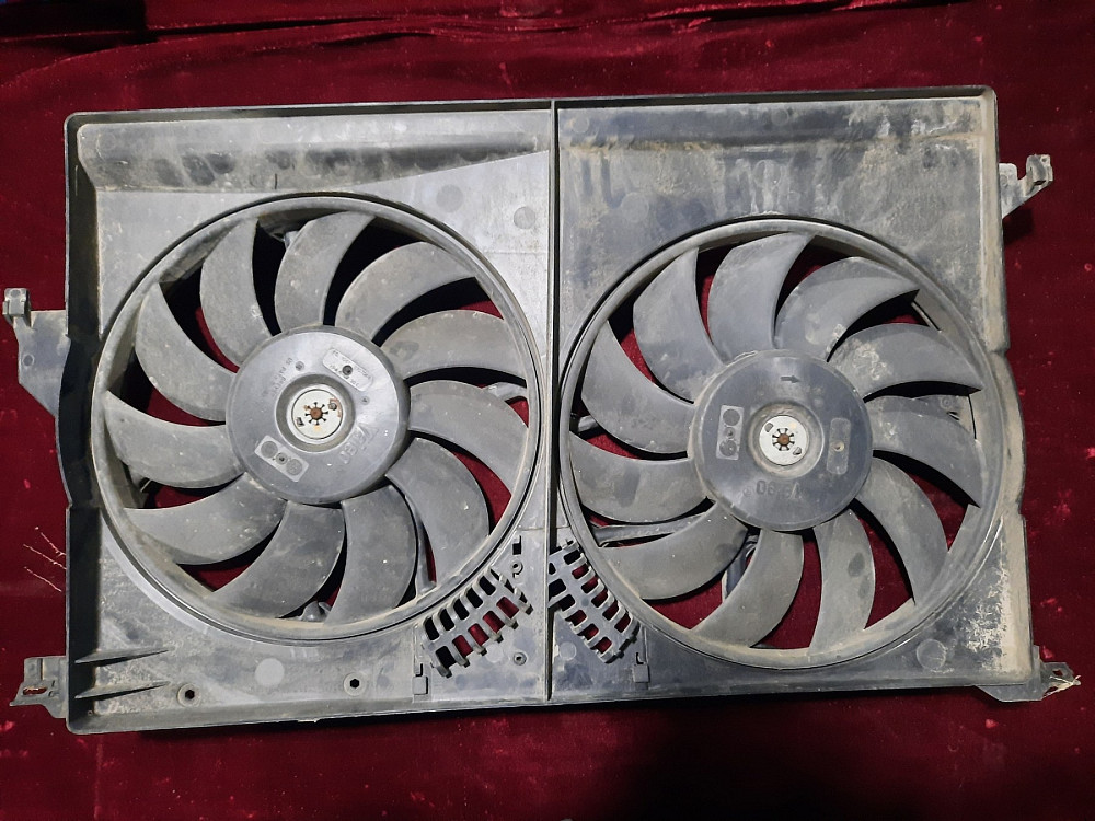 Вентилятор основного радіатора Opel Vectra C 2.2 AS1 9202804, GM 24410989 Днепр - изображение 1