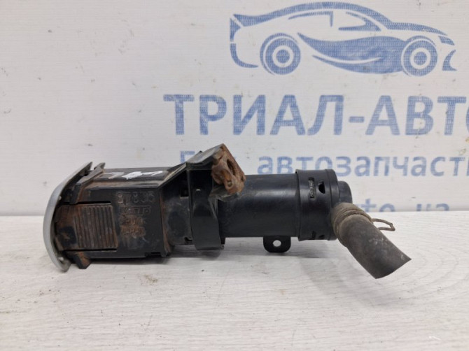 Омыватель фары левый Mitsubishi Lancer 9 1.6 БЕНЗИН 4G18 2003 (б/у) Киев - изображение 3