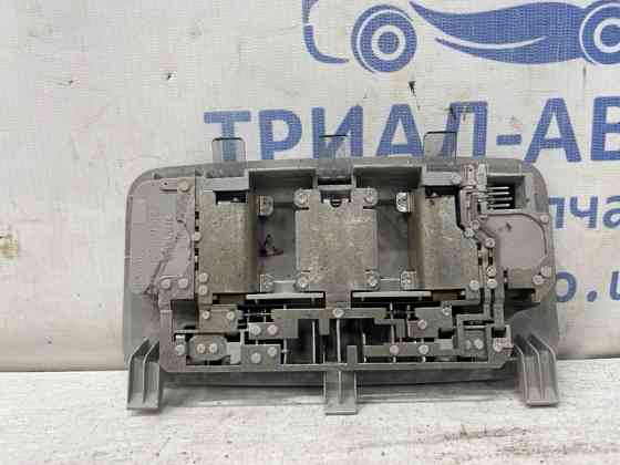 Плафон задний Toyota Avensis 2002-2010 8125005021B0 (Арт. 81689) Київ