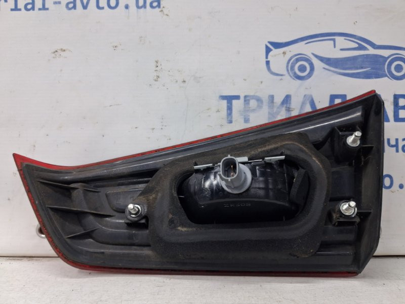 Фонарь задний внутренний левый Mitsubishi ASX GA 1.8 DIESEL 4N13 2010 (б/у) Киев - изображение 4