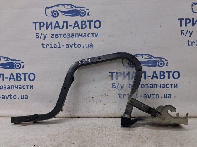 Петля крышки багажника Suzuki SX4 1 2.0 БЕНЗИН J20A 2006 (б/у) Київ - зображення 1