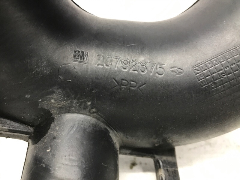 Воздухозаборник Chevrolet Captiva C140 2.2 ДИЗЕЛЬ 2006 (б/у) Киев - изображение 4