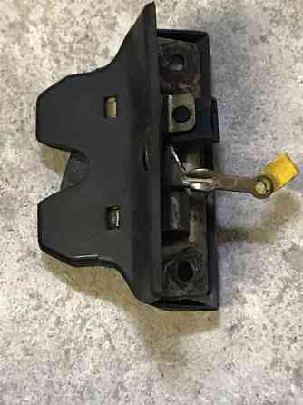 Бу замок крышки багажника Renault Laguna 1 хетчбэк, 7700823676 Кропивницкий
