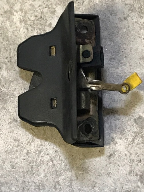 Бу замок крышки багажника Renault Laguna 1 хетчбэк, 7700823676 Кропивницкий - изображение 1