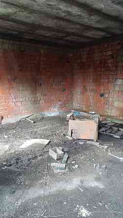 Крепкая коробка в фонтанке Одеса