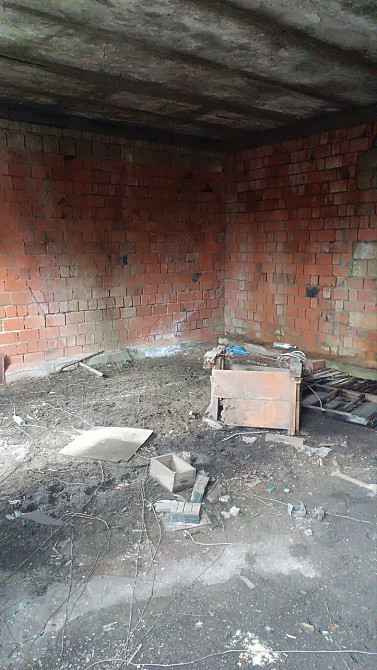 Крепкая коробка в фонтанке Одеса - зображення 1