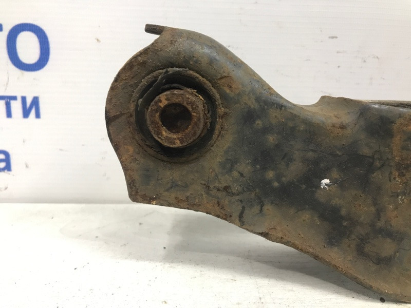 Рычаг задний поперечный Mitsubishi Lancer 9 1.6 БЕНЗИН 4G18 2003 (б/у) Киев - изображение 2