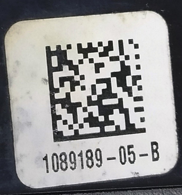 Замок ремня безопасности 2-го ряда сидений 60/40 правый/центральный (BLACK) (с царапинами) Tesla mod Київ - зображення 6