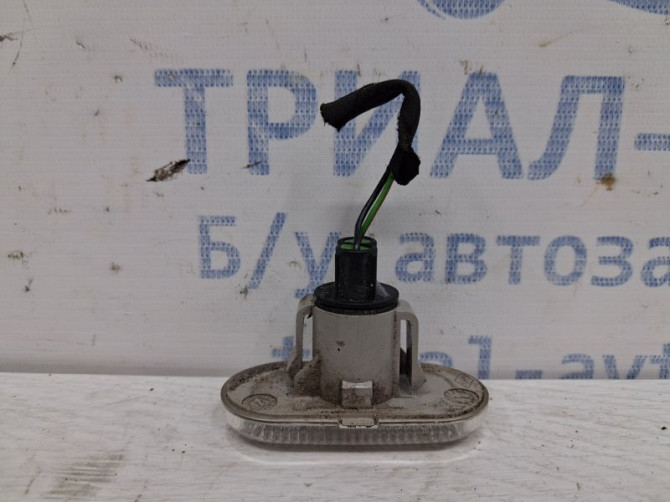 Повторитель поворотника Dacia Duster 2010-2017 8200257684 (Арт. 62869) Київ - photo 2