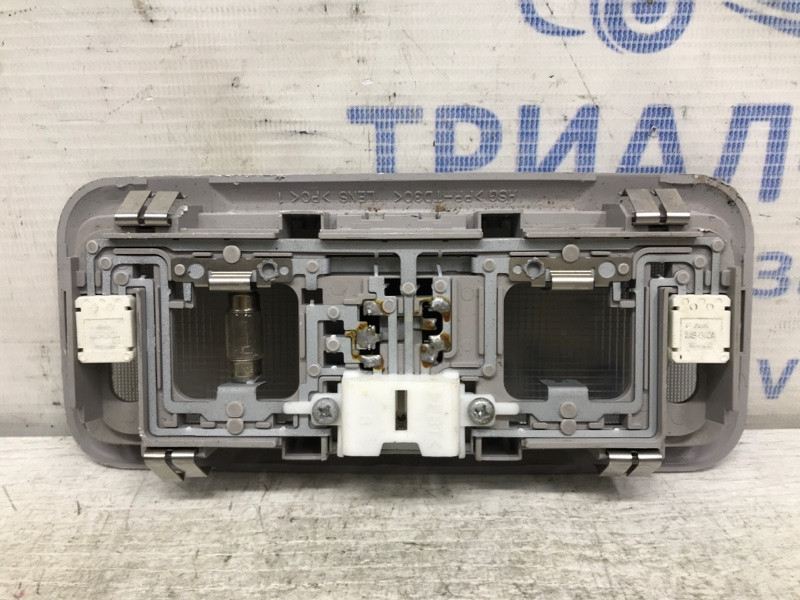 Плафон передний Mitsubishi Pajero Wagon 4 3.2 ДИЗЕЛЬ 4M41 2006 (б/у) Киев - изображение 2