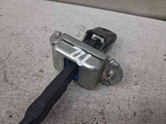 Ограничитель двери передний левый Nissan Qashqai 2006-2013 80430JD000 (Арт. 82833) Киев