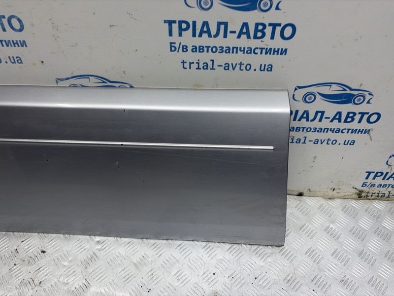 Накладка двери Mitsubishi Pajero Wagon 2006-2022 5727A033XA (Арт. 83736) Київ - зображення 2