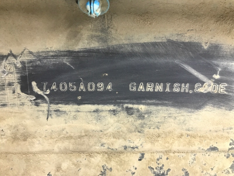 Накладка порога внешняя правая Mitsubishi Pajero Wagon 4 3.2 ДИЗЕЛЬ 4M41 2006 (б/у) Київ - зображення 7