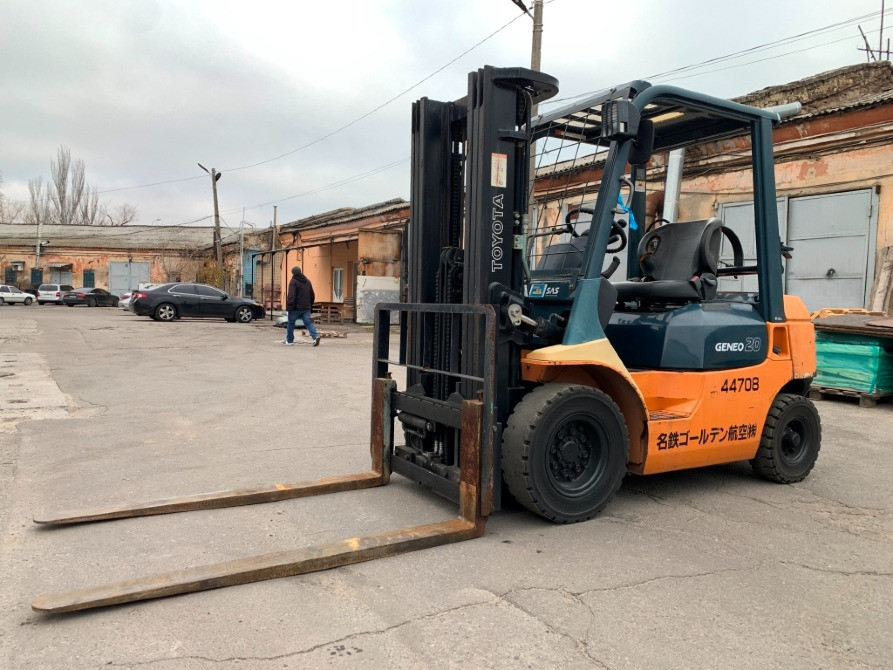 Автонавантажувач вилковий Toyota, вагонник, з бічним зміщенням. Напрацювання 5524 мотогодин. Винница - изображение 2