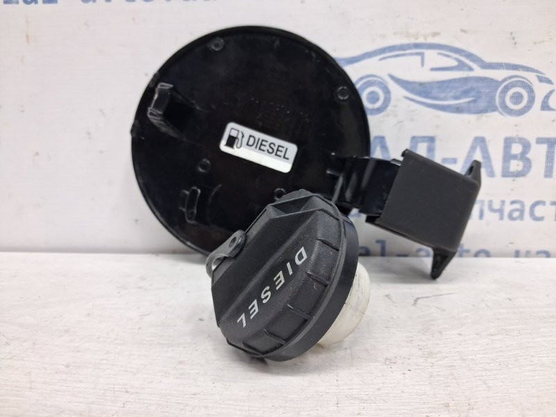 Лючок бака SsangYong Korando C200 2.0 DIESEL D20DT 2010 (б/у) Киев - изображение 2