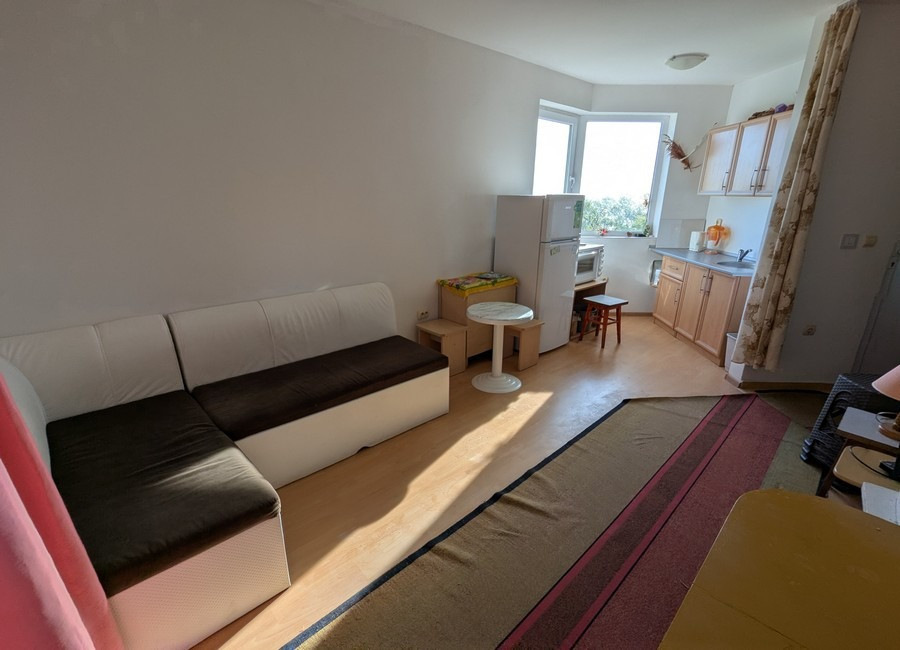 Уютная двухкомнатная квартира с низким сбором за обслуживание в г. Бяла (Варненская обл., Болгария) Київ - зображення 1