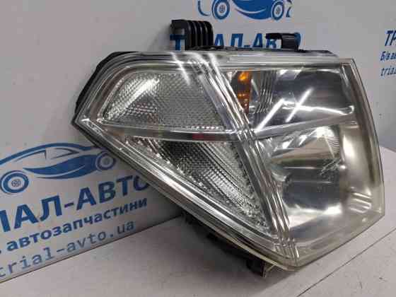Фара правая Nissan Pathfinder R51 2.5 DIESEL YD25DDTI 2004 (б/у) Киев