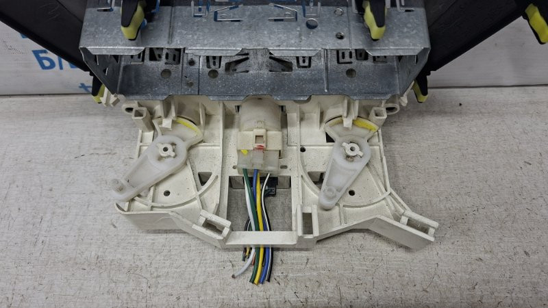 Блок управления кондиционером Mitsubishi Lancer 9 1.6 БЕНЗИН 4G18 2003 (б/у) Київ - зображення 3