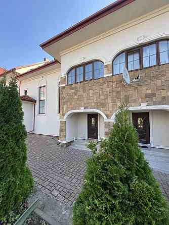 продажа 4-к коттедж Ровно, 130000 $ Ровно