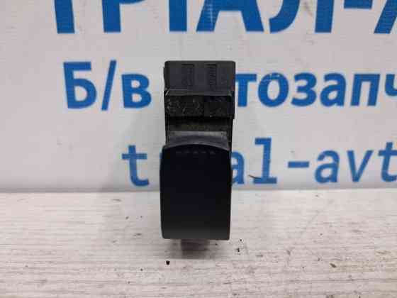 Кнопка стеклоподъемника Suzuki Grand Vitara 2005-2016 3799562J00 (Арт. 70798) Киев