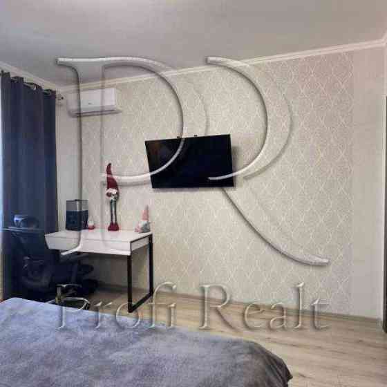 продажа 1-к квартира Киево-Святошинский, Софиевская Борщаговка, 63000 $ 