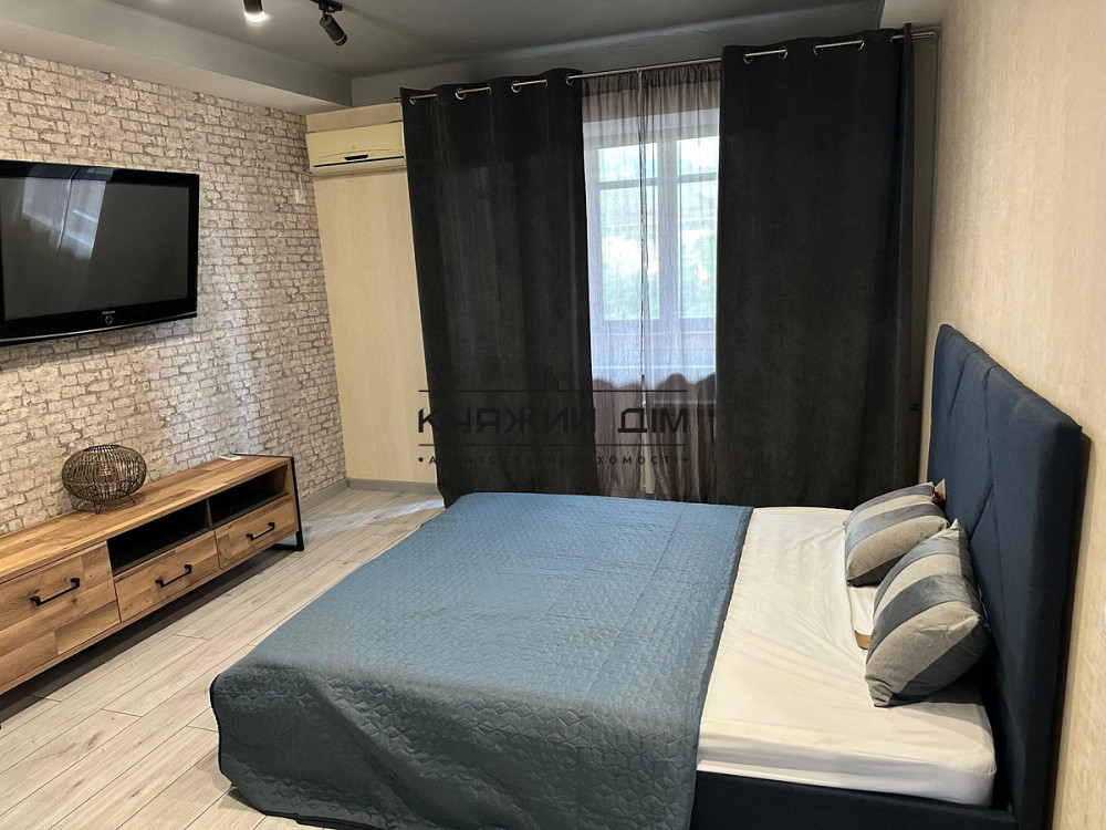 Оренда 1-кімнатної ,вул.Жилянська ,м.Олімпійська Київ - зображення 1