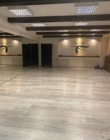 Дарница метро , Дарницкий бульв , цокольный этаж 110м Київ