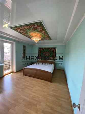 Без комісії! Продаж 3-кімнатної квартири м. Університет Київ