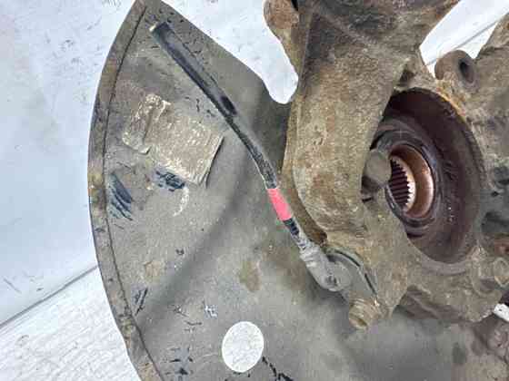 Кулак поворотный правый со ступицей Hyundai IX35 LM 1.7 DIESEL D4FD 2009 (б/у) Киев