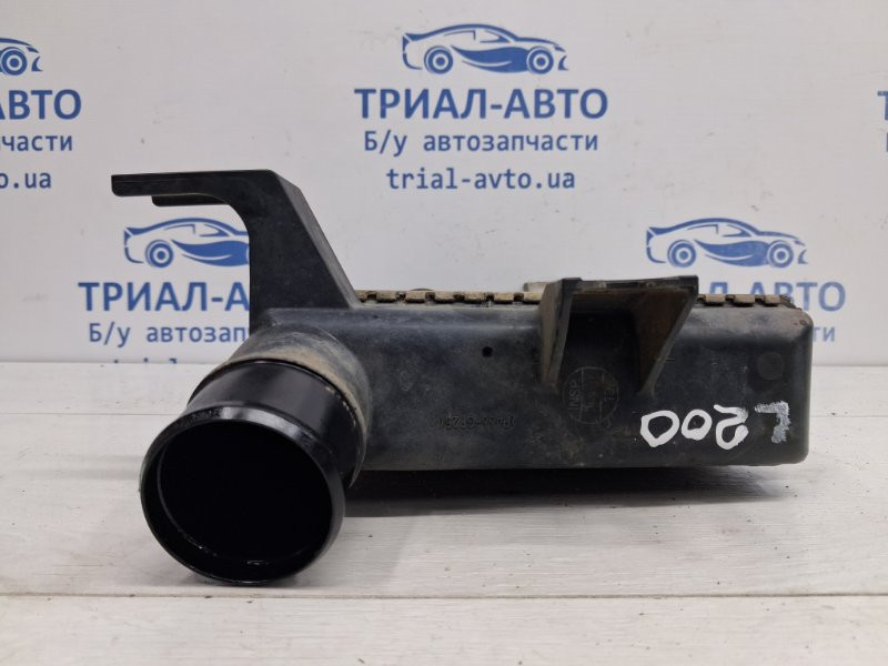 Радиатор интеркуллера Mitsubishi L200 KB 2.5 DIESEL 4D56 2006 (б/у) Киев - изображение 3