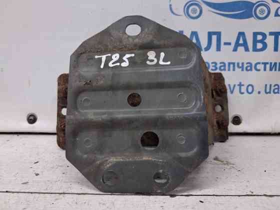 Кронштейн усилителя заднего бампера Toyota Avensis T25 2.2 DIESEL 2ADFTV 2002 лев. (б/у) Киев