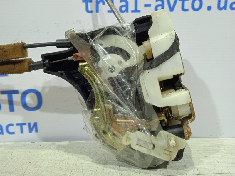 Замок двери задний правый Mitsubishi Outlander XL 2007 (б/у) Київ - зображення 2