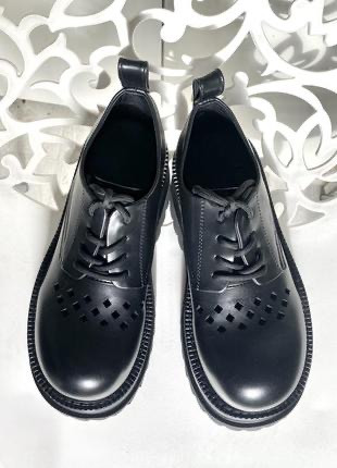 Сапоги - туфли, весна - лето, кожаные, с перфорацией, 25,5 см. Київ - зображення 9