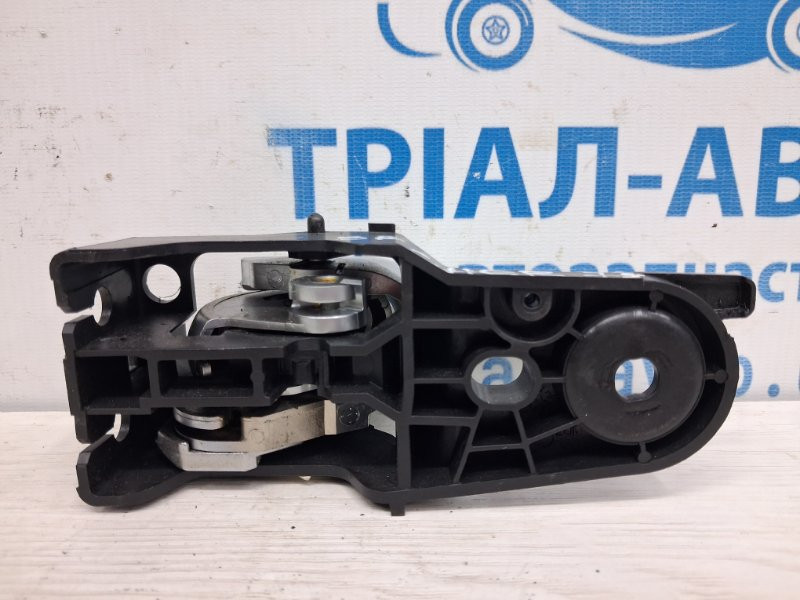 Ручка двери внутренняя правая Jeep Cherokee 2013-2019 68227250AA (Арт. 76376) Київ - зображення 3