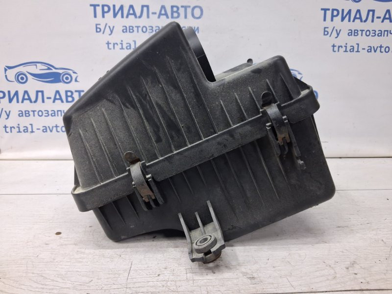 Корпус воздушного фильтра Kia Sorento BL 2.5 DIESEL D4CB 2002 (б/у) Киев - изображение 1