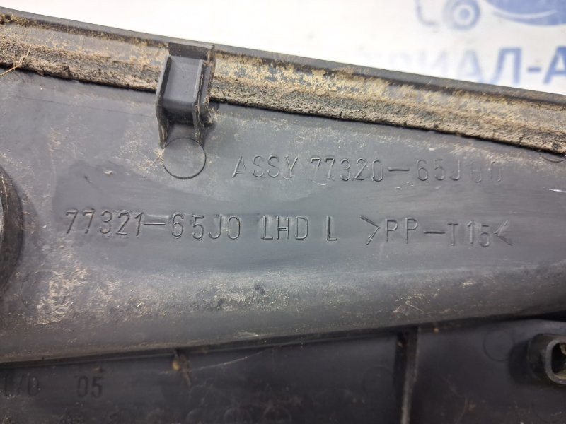 Дефлектор дворников Suzuki Grand Vitara JT 2.7 БЕНЗИН H27A 2005 лев. (б/у) Киев - изображение 5