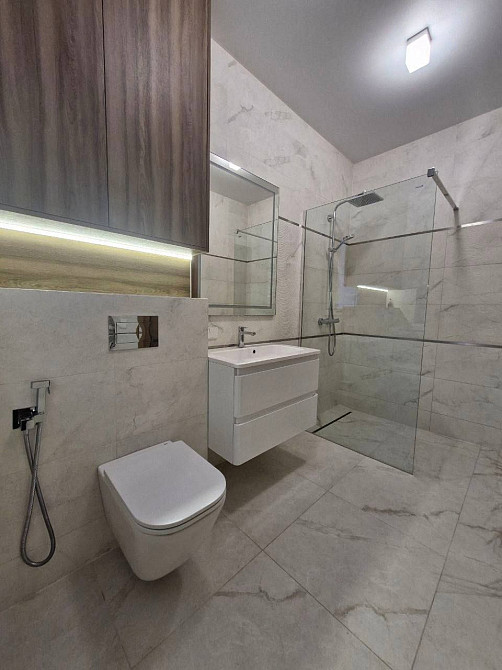 Продаж будинку в передмісті Луцька! Луцьк - зображення 5