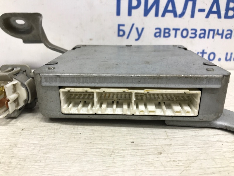 Блок управления Toyota Land Cruiser J100 1998 (б/у) Київ - зображення 2