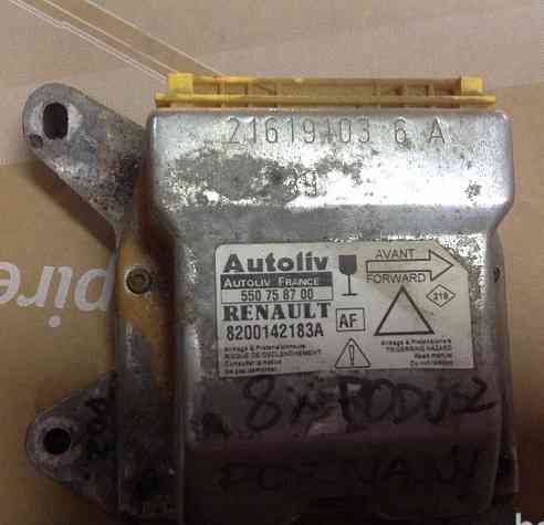 Бу блок airbag Renault Laguna 2 8200142183A, 550758700. Кропивницький
